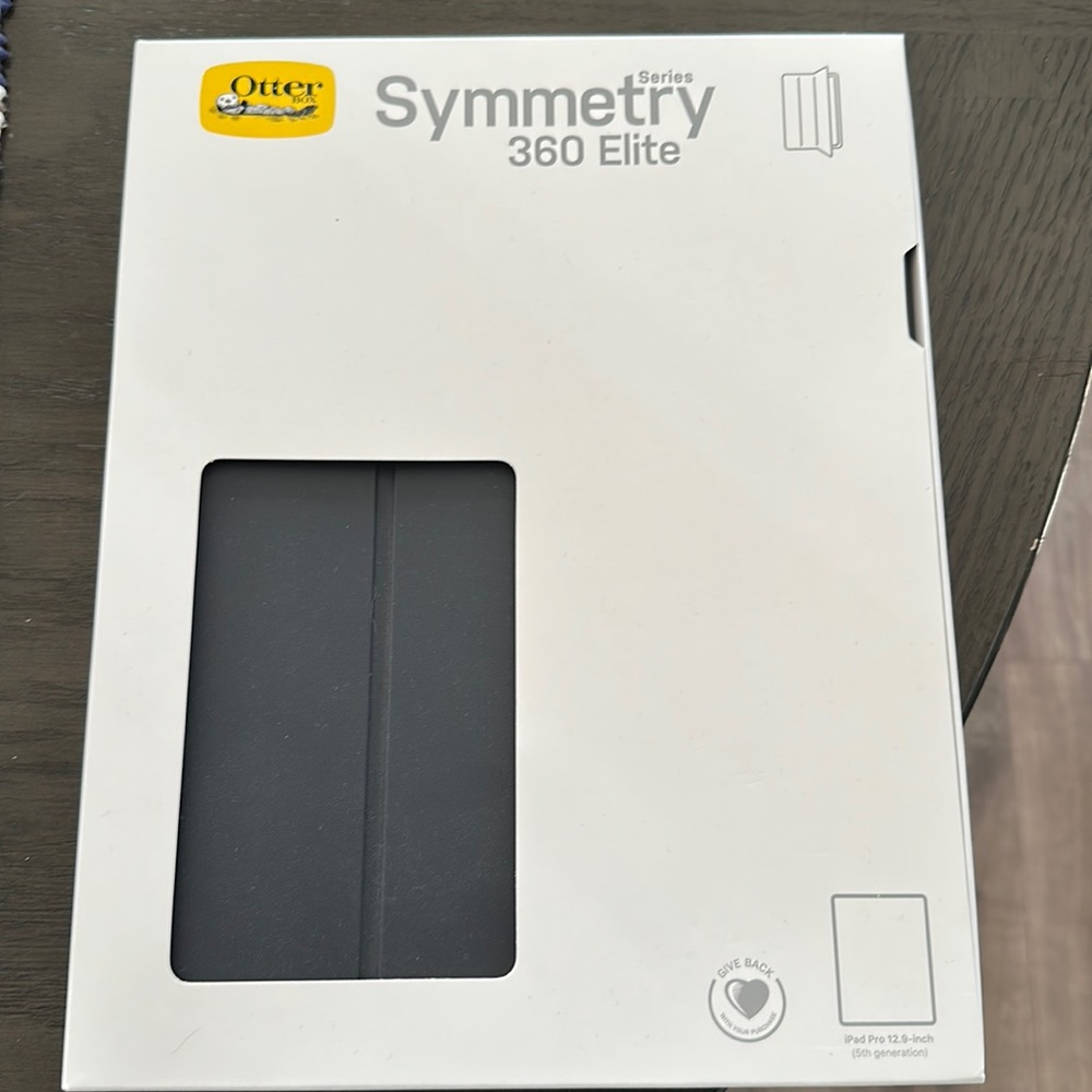 iPad Pro 12.9 inch (5th generation) case